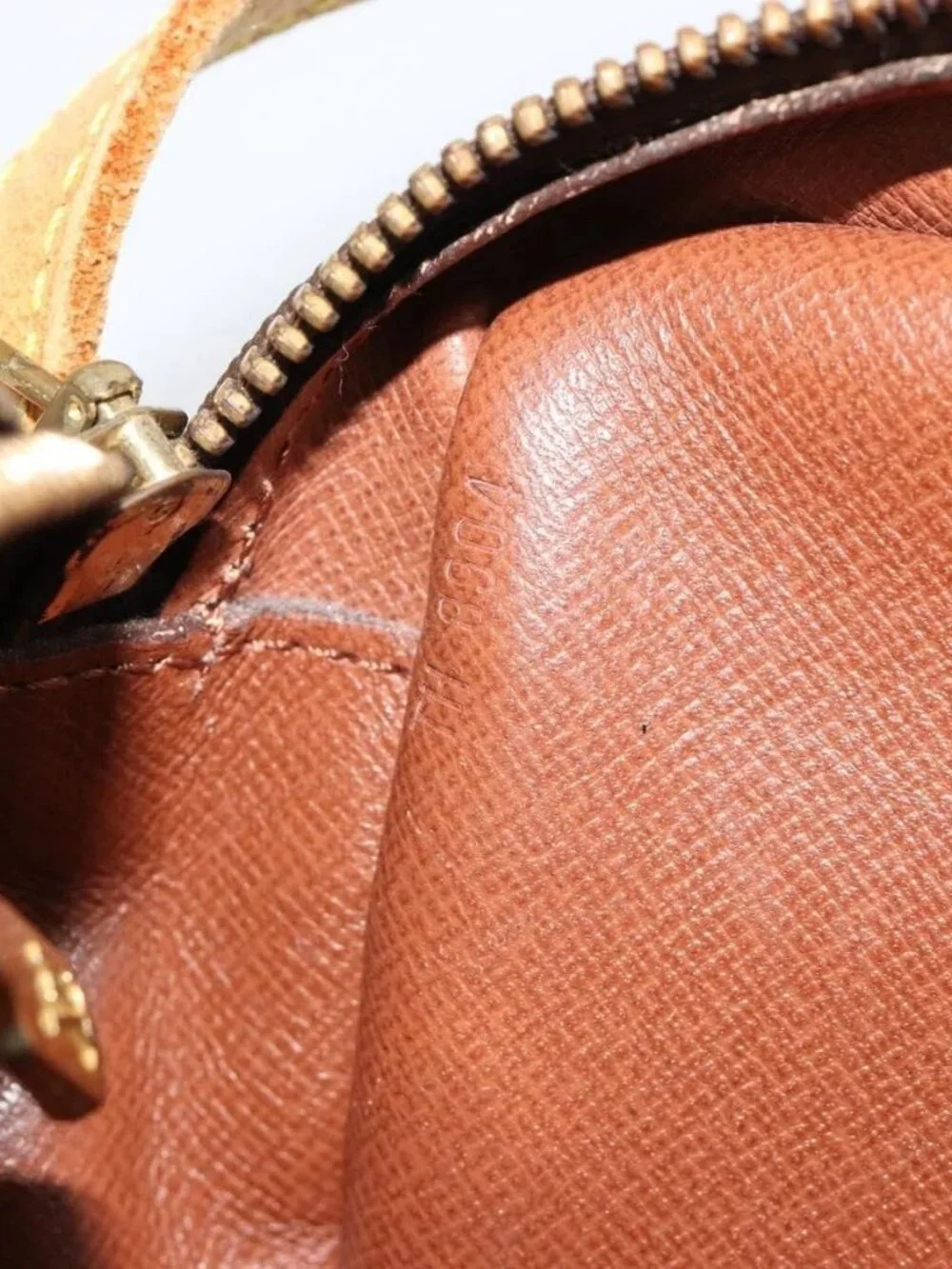 LOUIS VUITTON Monogram Jeune Fille MM Shoulder Bag M51226 LV Auth 188422